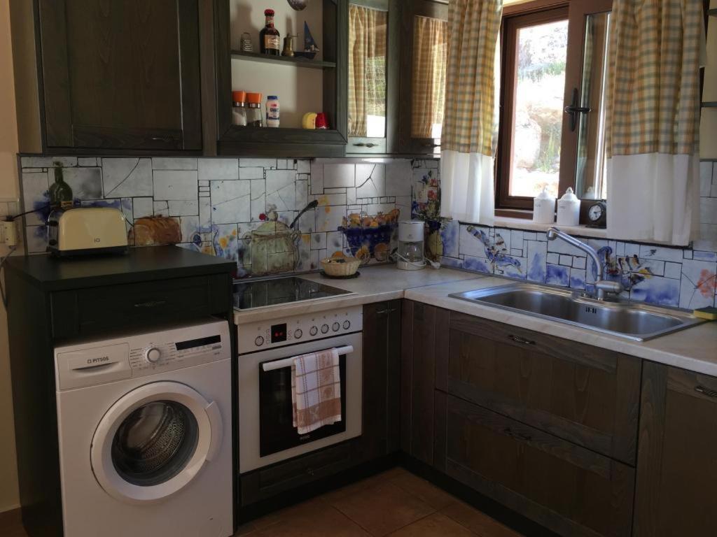קוטסונארי Votana Villa & Apartments מראה חיצוני תמונה