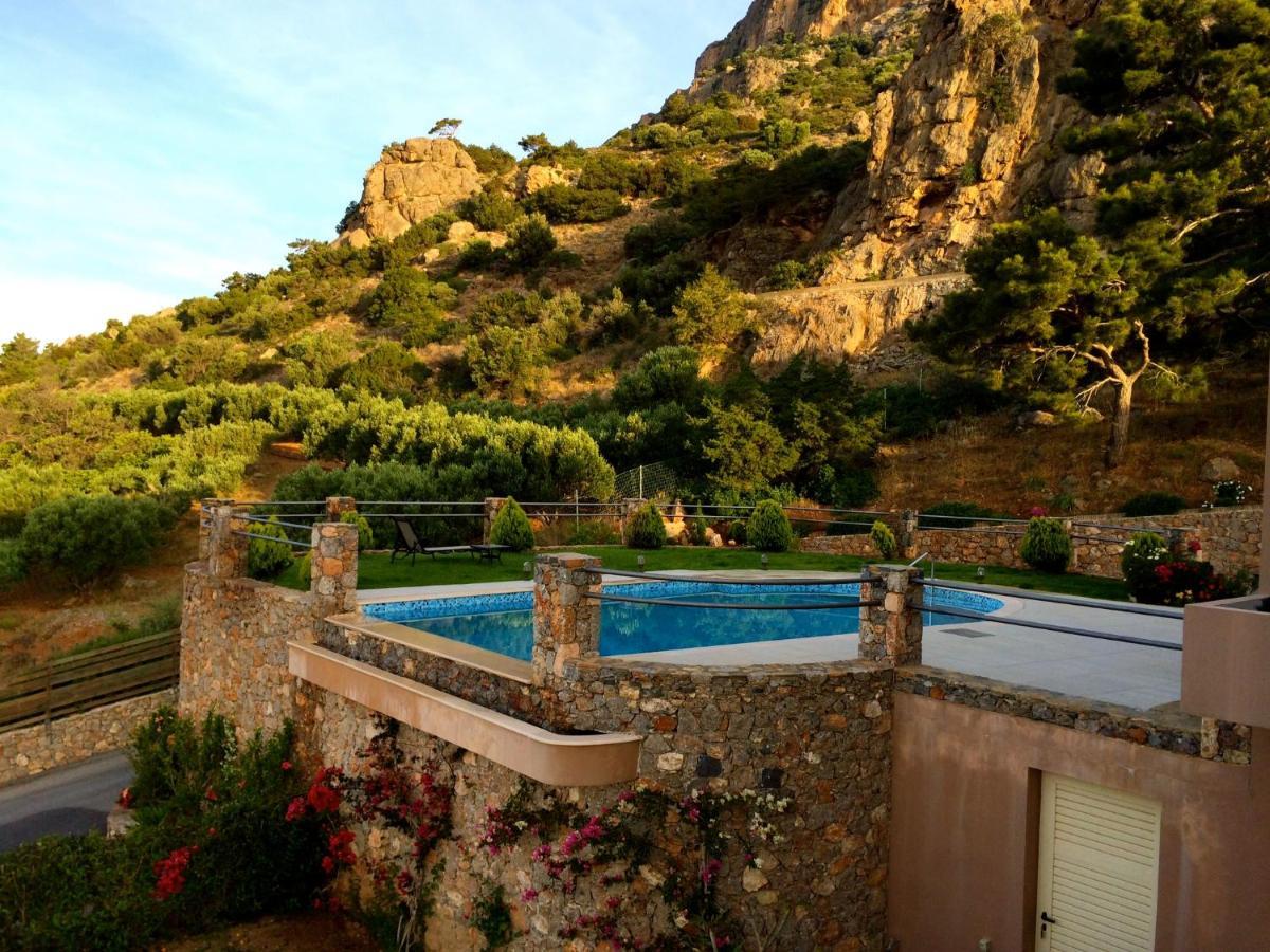קוטסונארי Votana Villa & Apartments מראה חיצוני תמונה